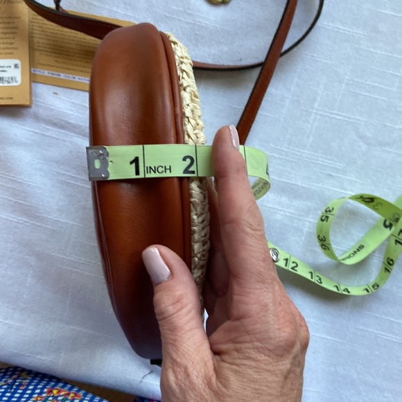 Patricia Nash Macramé Flower Canteen Crossbody Bag - Picture 9 of 12